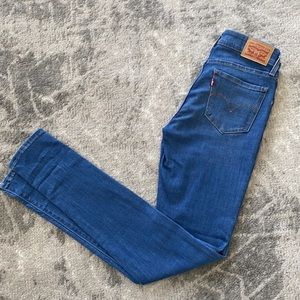 Levi’s 711 Skinny Jeans